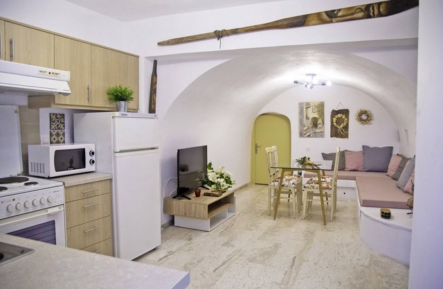 Areopolis Art Apartment for 6, in Areopoli,Mani