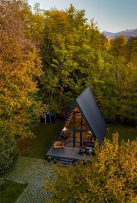 Aret House