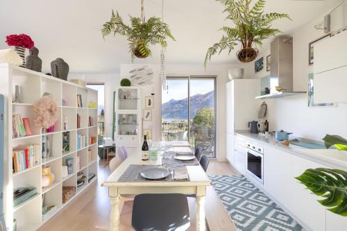 Aria Bellagio - Boutique apartment with lake view - Free late check-out, parking, early check-in