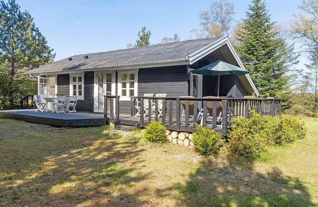 "Arild" - 10m from the sea by Interhome