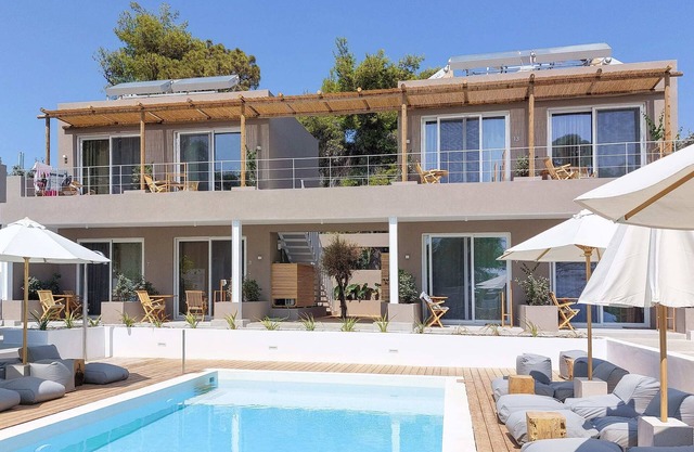 Arion Seaside Suites