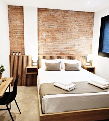 ARIQUS Fira Apartments