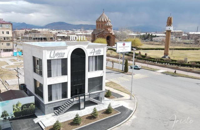 Aristo Boutique Hotel