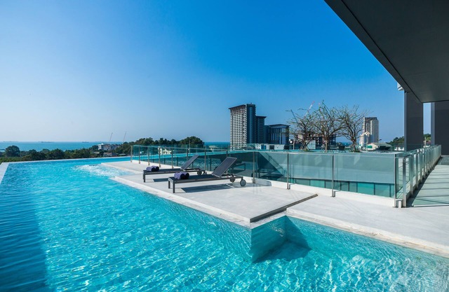 Arize Hotel Sri Racha