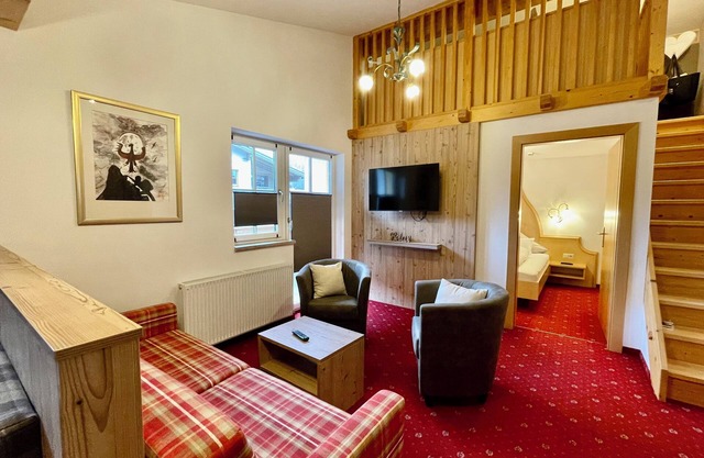 Arlen Lodge Apartment