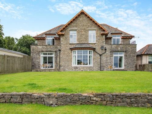 Arnside Apartment
