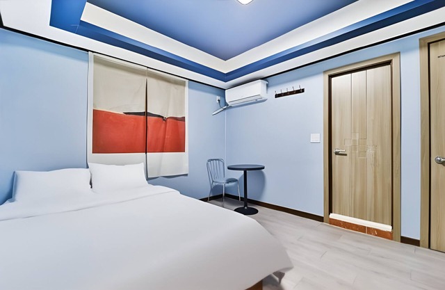 Aroma Hotel