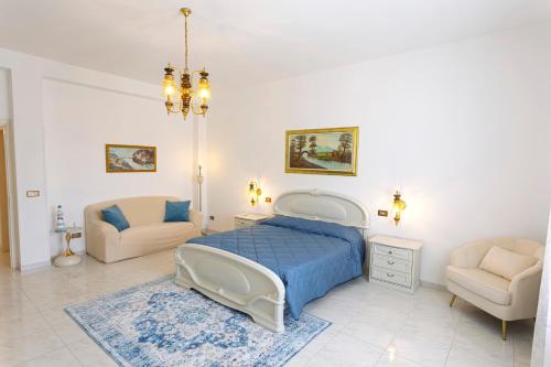 Art House - Big & Artistic Design House