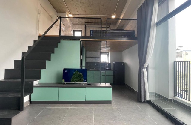 Art house with balcony by NHÀ TUI share