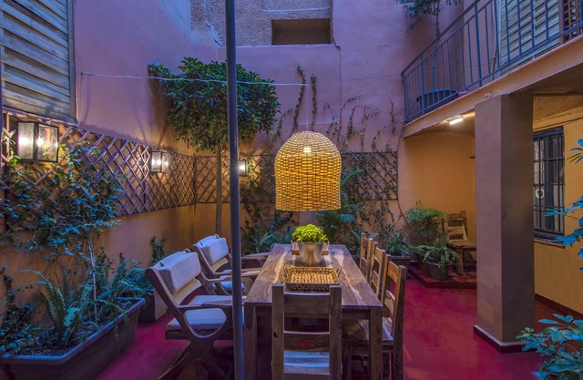 Art Pantheon House in Plaka Acropolis area