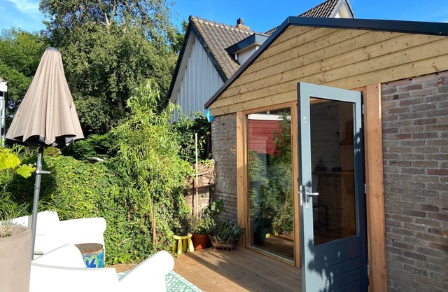 Arthouse Lola by Interhome