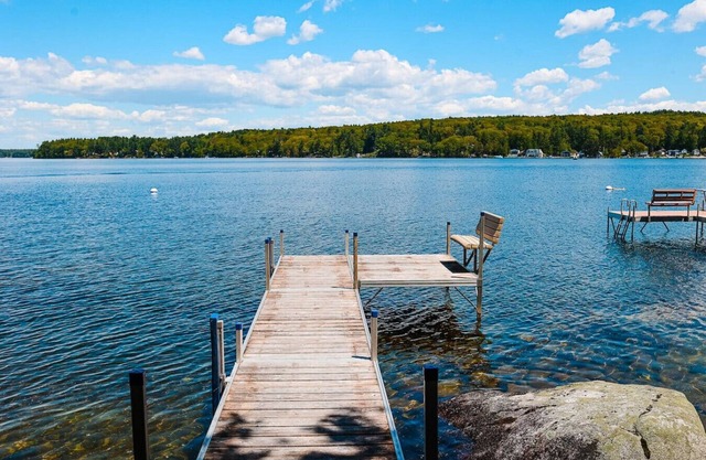 Arthur's Place-on Jordan Bay Sebago Lake