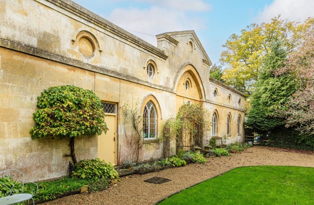 Artisan Hall: 4BD Stunning Grandeur in Cotswolds