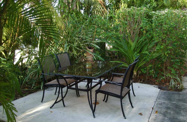 Artist Bungalow Key West Style