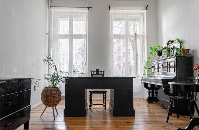 Artistic Altbau Apartment