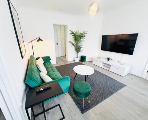 Artlounge-2 Bed Garden Free Parking