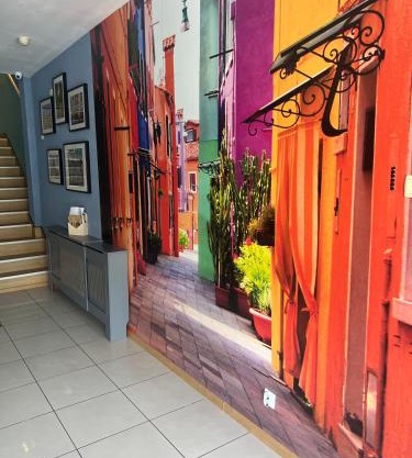 ArtMotel & Bistro
