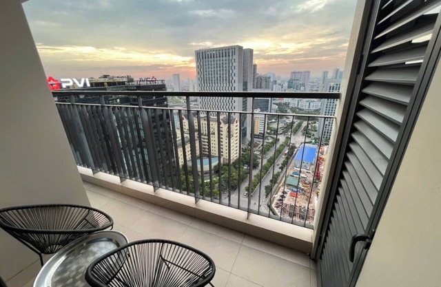 Asahi Luxstay - Golden Park Apartments