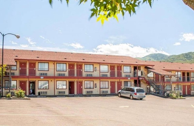 Ashland Valley Inn