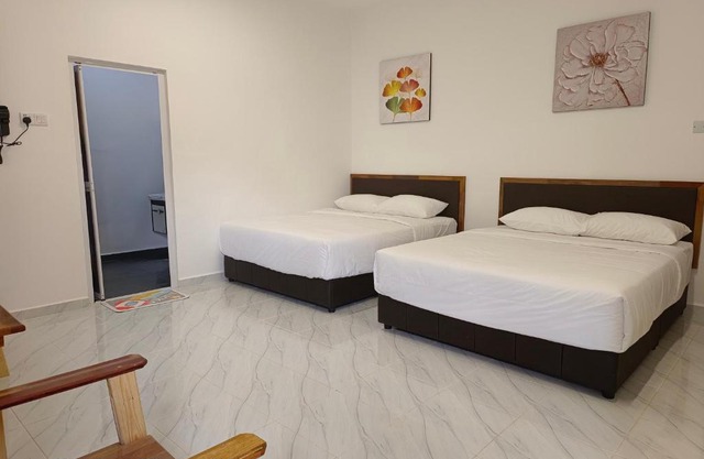ASM Roomstay-4-2 Queen Beds