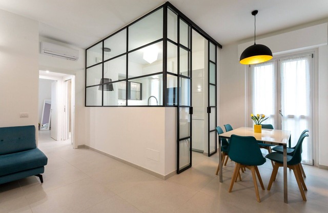 Assab Modern Two Bedrooms, Apartment With Balcony By Halldis