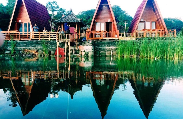 Astradana Hotel & Restaurant