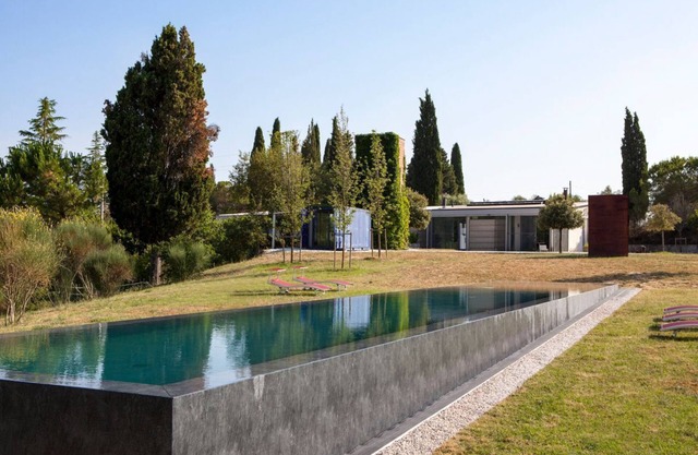 Astrid Villa - Two Bedroom Villa, Sleeps 4