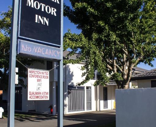 ASURE Phoenix Motor Inn