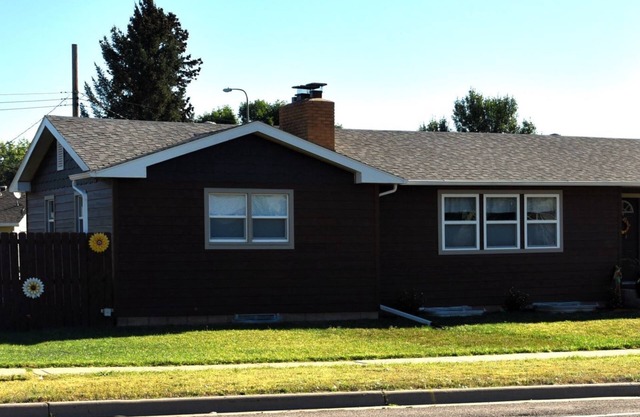 At Home on South Canyon nNewly remodeled Ranch home with plenty of space.
