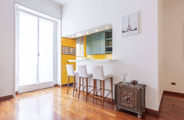 At Home - Turati/Porta Nuova apartment