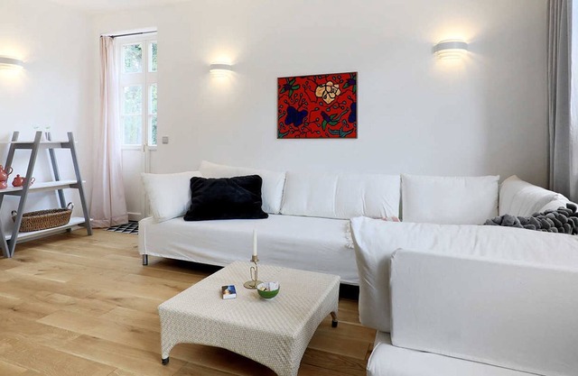 At Lüneburg-spacious & wheelchair accessible in Bleckede Apartment 1 - Gästehaus Alte Schmiede in Bleckede