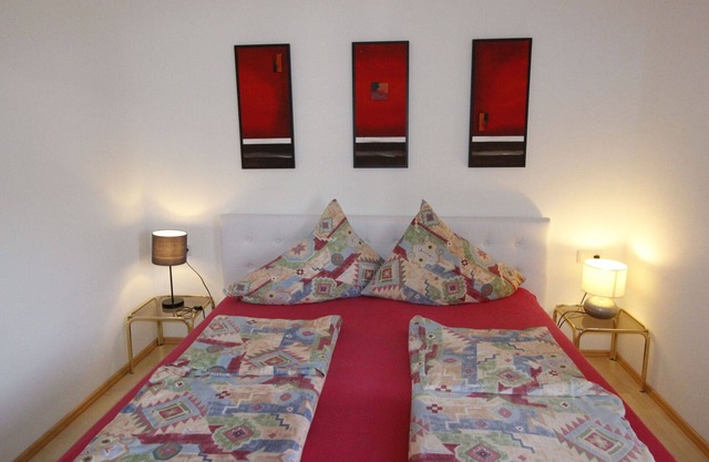 Nice apartment for 4 guests with WIFI, TV, balcony and parking
