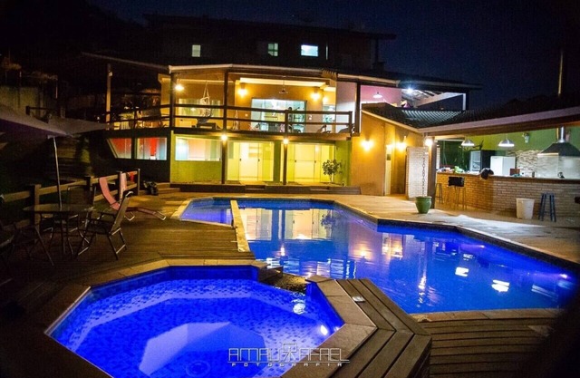 Atibaia Gated community 24hrs security, wi-fi great for family and friends