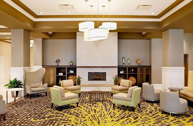 Atlanta Experience! Pet-Friendly Stay! Free Shuttle to ATL Airport & Indoor Pool