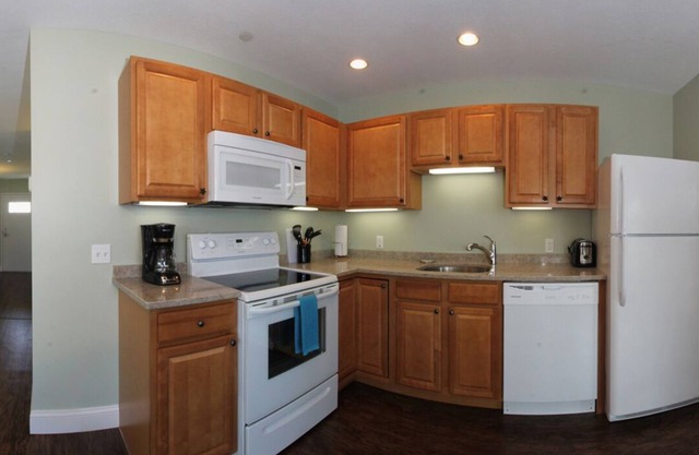 Atlantic Ocean Suites - Sand Castle Suite 4
