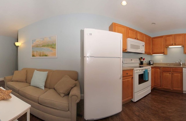 Atlantic Ocean Suites - Sand Piper Suite 9