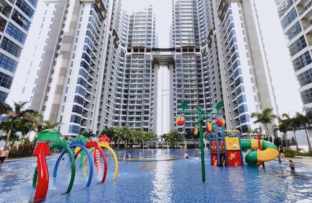 Atlantis Residences - 1BR l 4-5 Pax l WiFi l Near Jonker