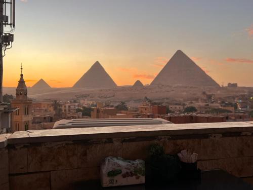 Aton Pyramids View INN