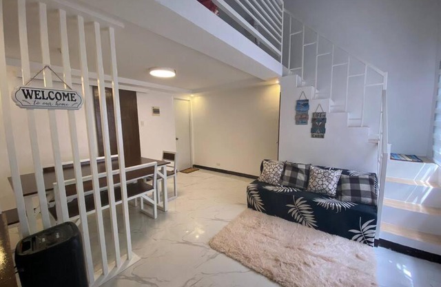 Atria's Bed & Breakfast at Laiya