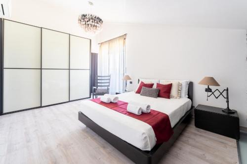 Attico Mirage