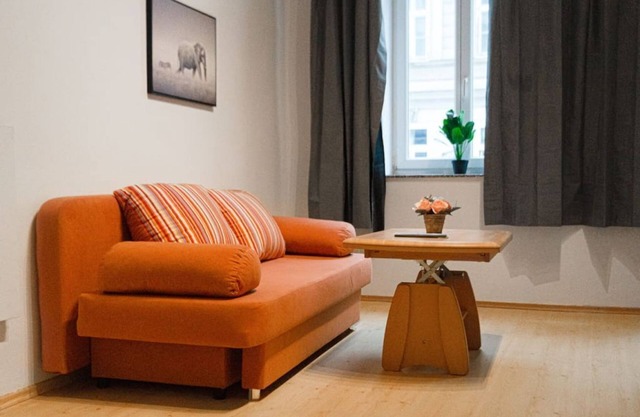 Attractive 1 BR Apartment near Wiener Stadthalle