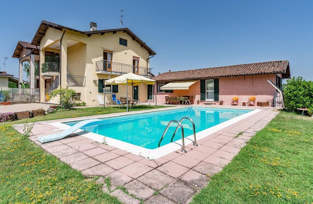Attractive holiday home with pool for a wonderful vacation with loved ones.