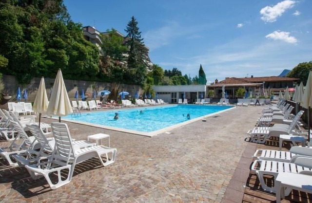 Attractive studio with terrace and garden, pool and dream view