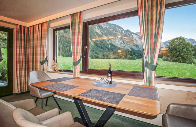 attraktives Ferienhaus Tannhe.