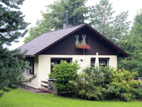 Attraktives Ferienhaus mit Kamin in Waltershausen