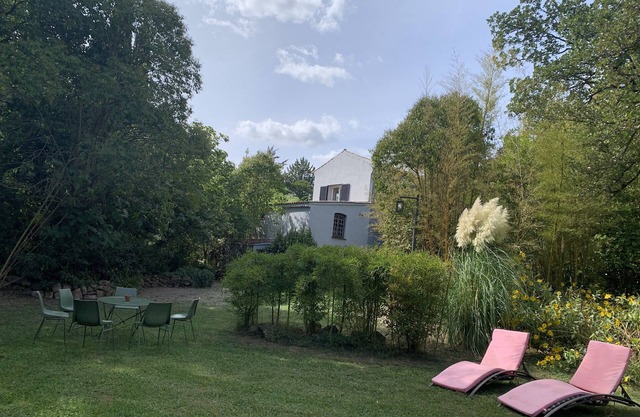 Atypical house le val vert