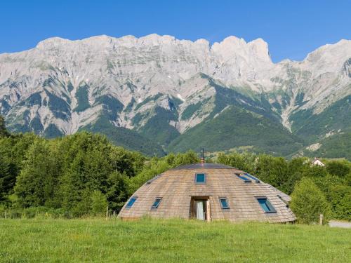 Au-Delà des Nuages - Maison d'hôtes insolite, Gite, SPA