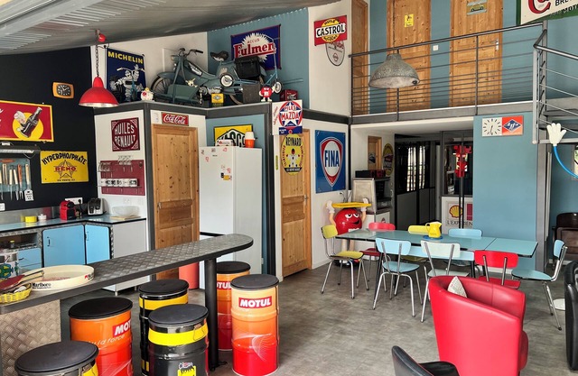 Au Loft Garage with private pool and large terrace