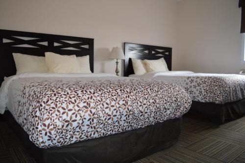 Auberge MacDonald Guest Inn