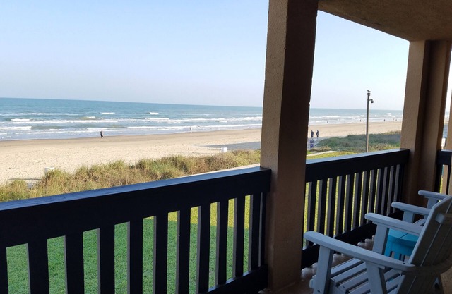 "August" 2025-SPECIAL" 100% Beachfront View 100% Remodeled Condo